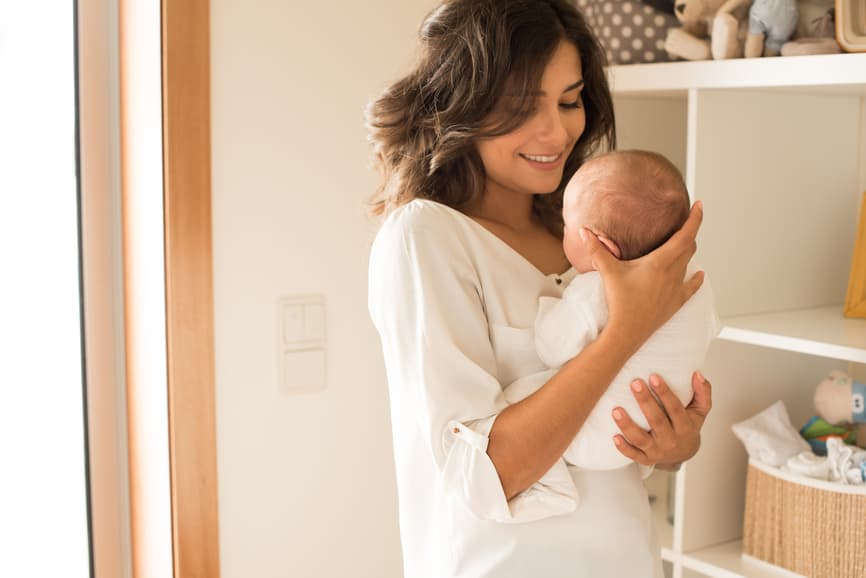 How To Wear a Maxi Dress When You're Breastfeeding | Kristy's Cottage blog